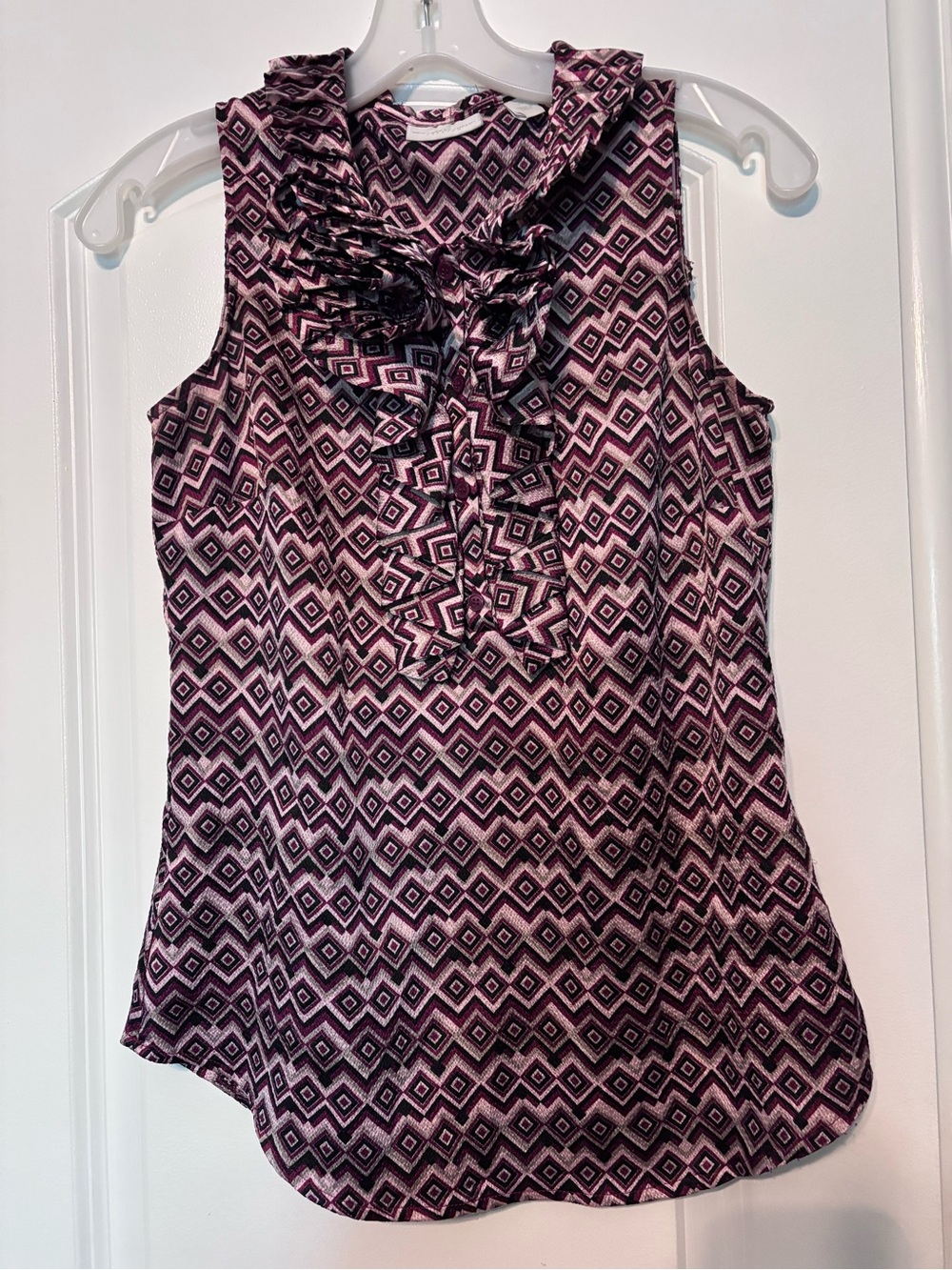 New York & Company Purple and Black Geometric Ruffle Sleeveless Top Size XS